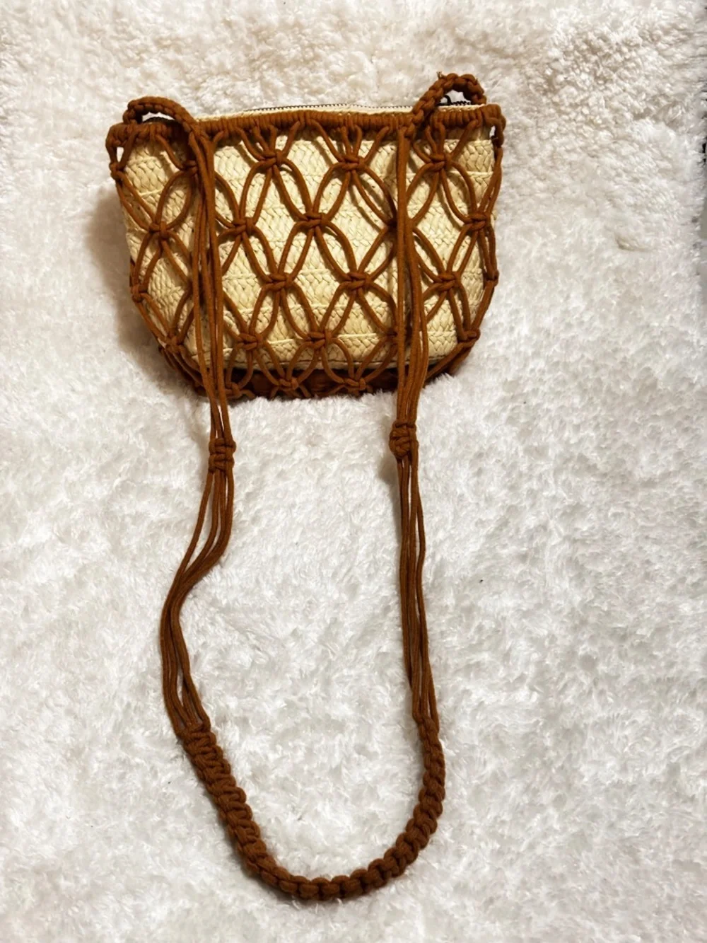 Universal Thread Women’s Boho Crossbody Bag Full Zip - Picture 3 of 11